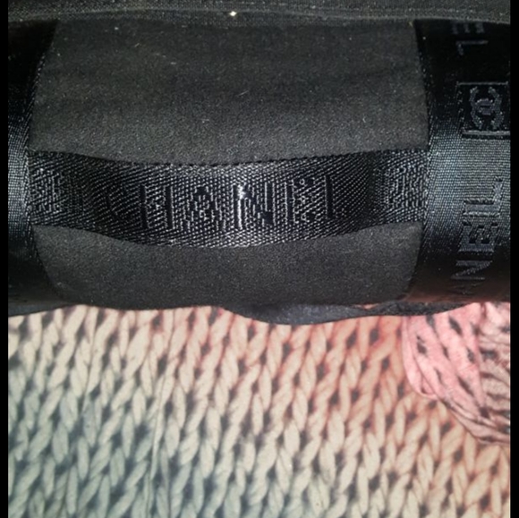 Chanel messenger/laptop bag - Picture 3 of 5